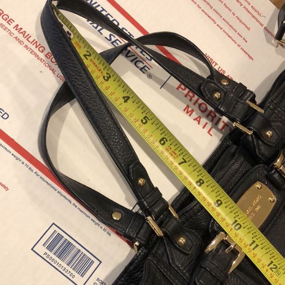 MICHAEL KORS Gansevoort Black Tumbled Leather Shoulder Bag Crossbody Tote - Picture 8 of 17